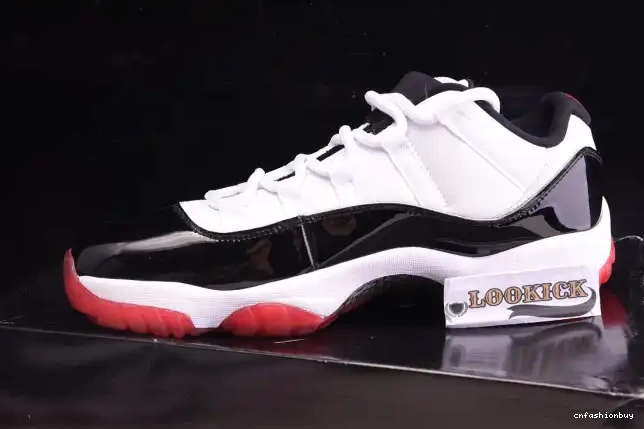 Air AV2187-160 Retro 11 Jordan Bred Low Concord 0407